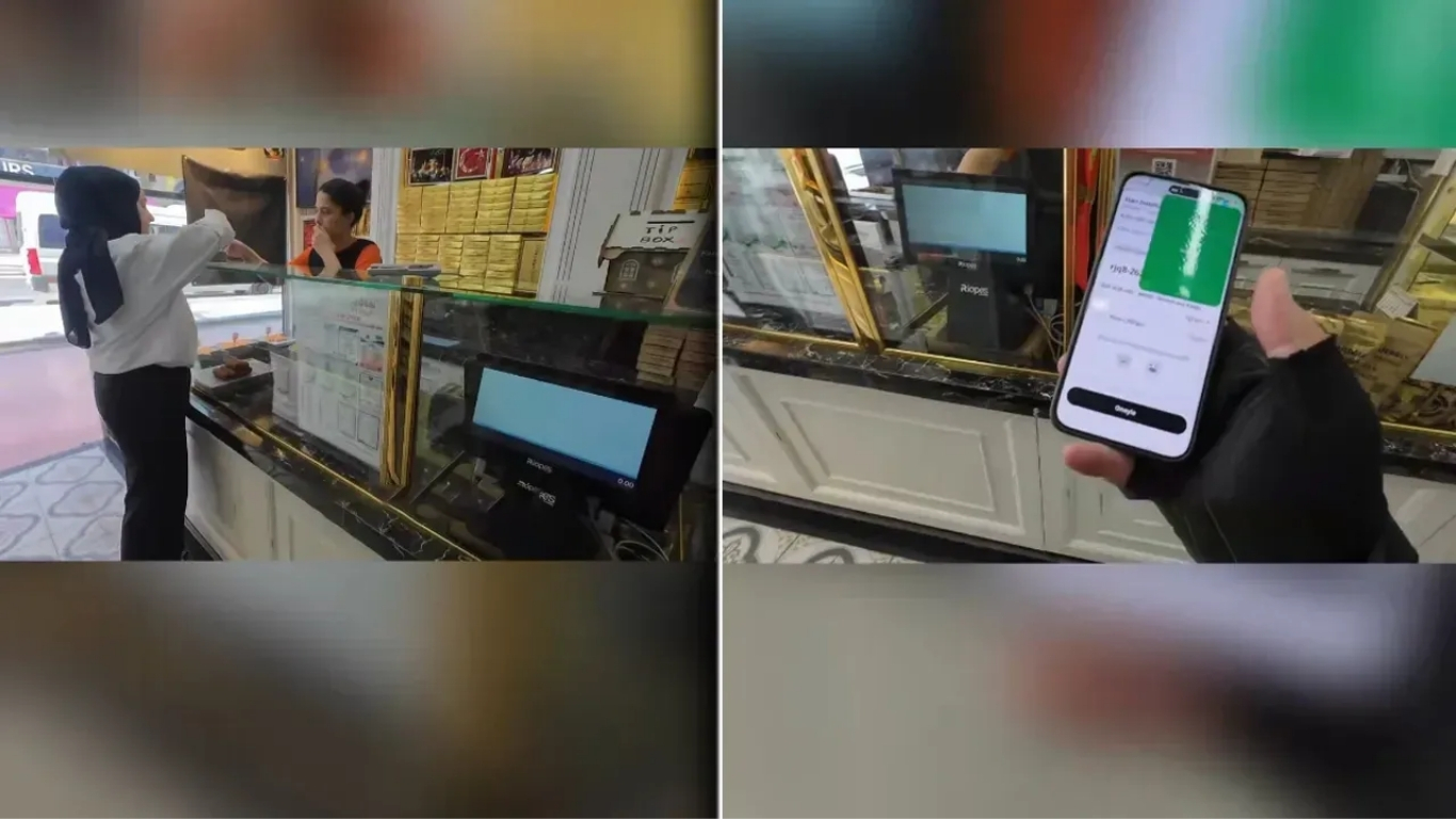 Ankara’da bir kurye, online siparişle hazırlanan “250 gram ekler” paketinin