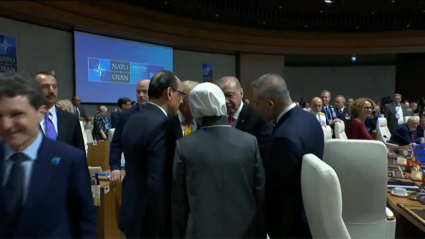 NATO Liderler Zirvesi kapsamında Ankara'da bir araya gelen liderler, kritik