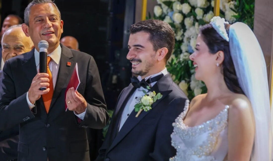 NATO Devlet ve Hükümet Başkanları Zirvesi sırasında İspanya'da tatilde olduğu