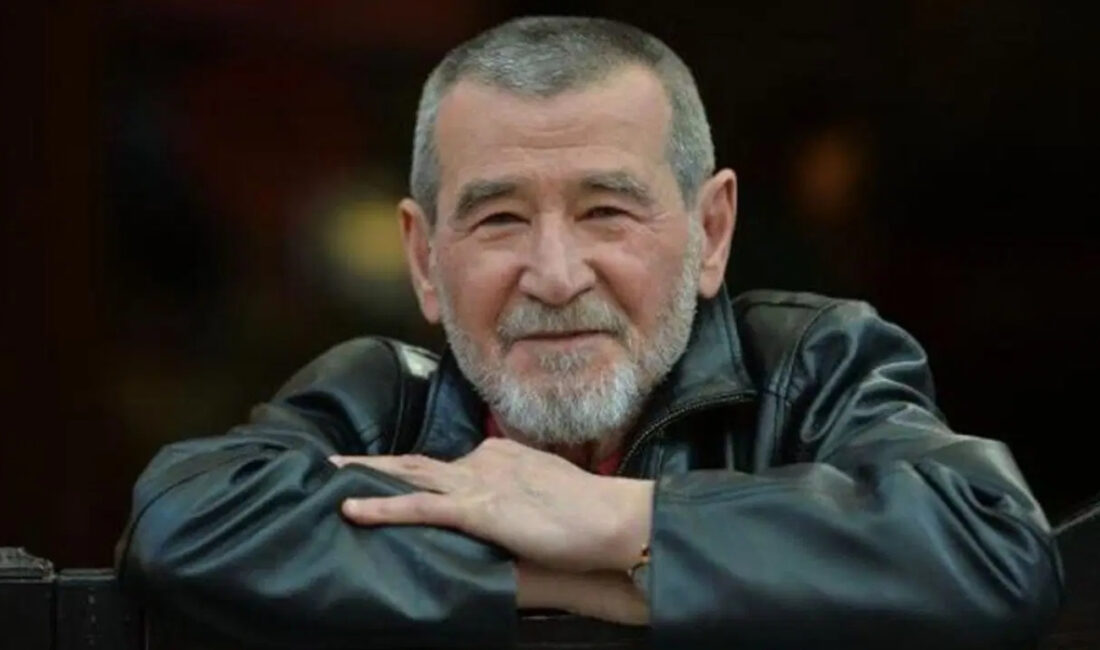 Türk edebiyatının toplumcu gerçekçi şiir geleneğinin önemli temsilcilerinden Ahmet Telli,