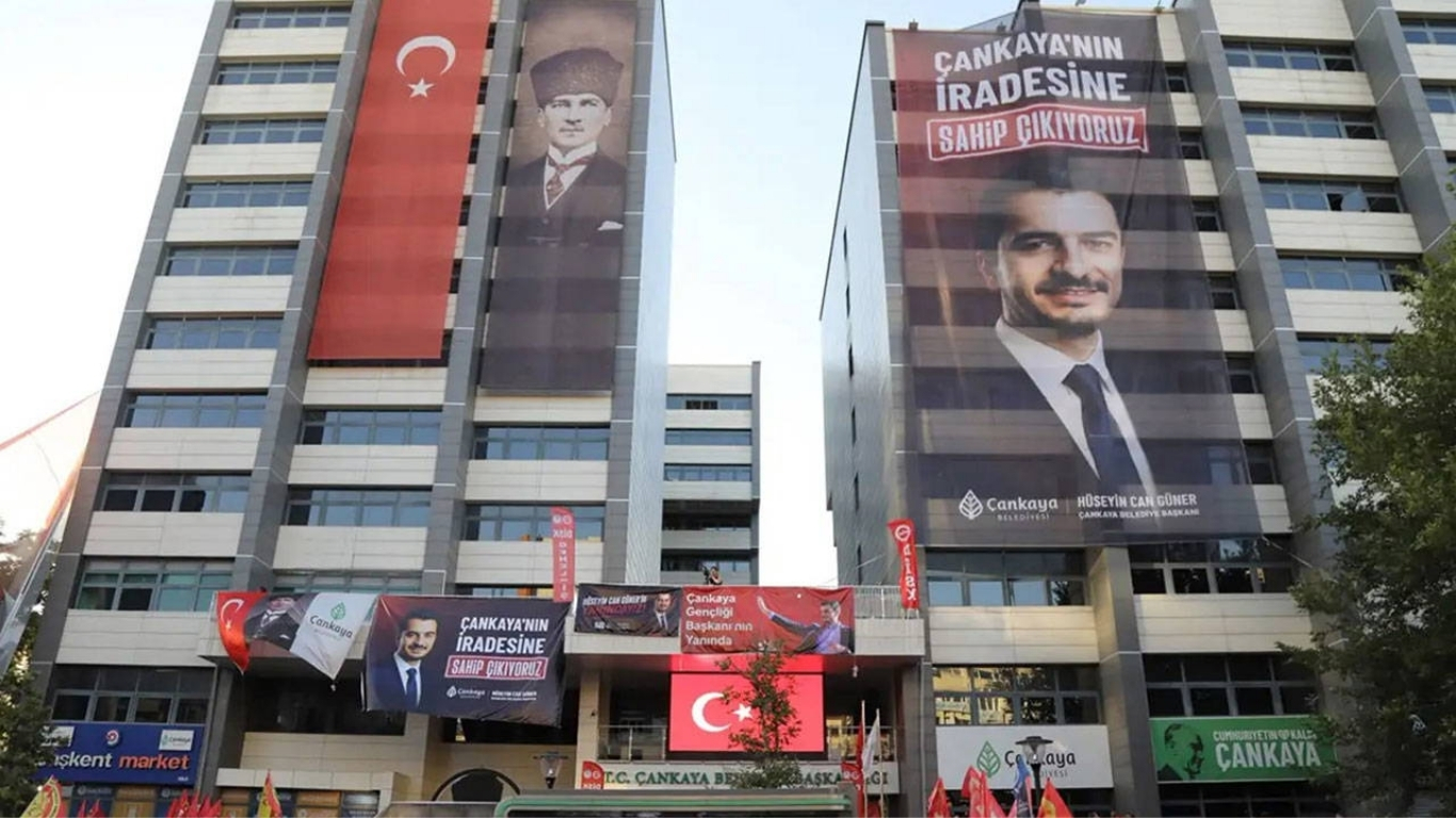 Son dakika haberi... İçişleri Bakanlığı, hakkında yürütülen soruşturma kapsamında tutuklanan