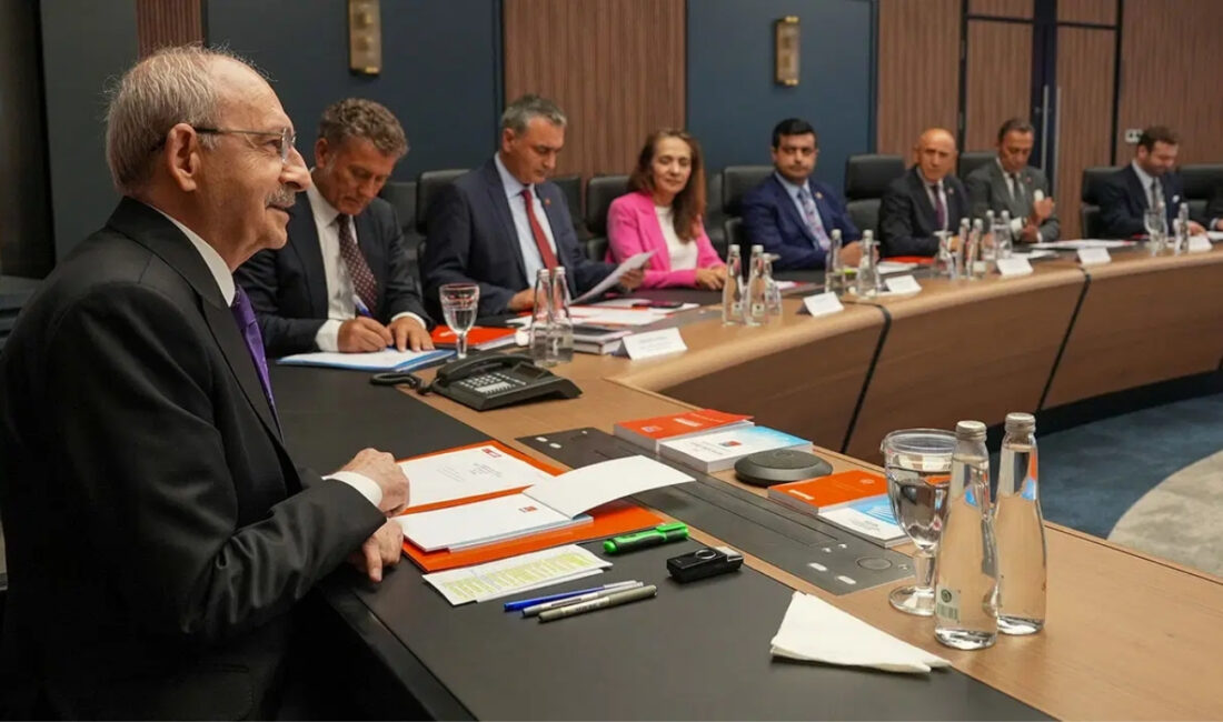 CHP Genel Merkezi'nde Kemal Kılıçdaroğlu başkanlığında gerçekleştirilen MYK toplantısında ekonomi