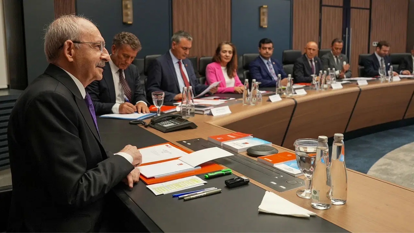 CHP Genel Merkezi'nde Kemal Kılıçdaroğlu başkanlığında gerçekleştirilen MYK toplantısında ekonomi