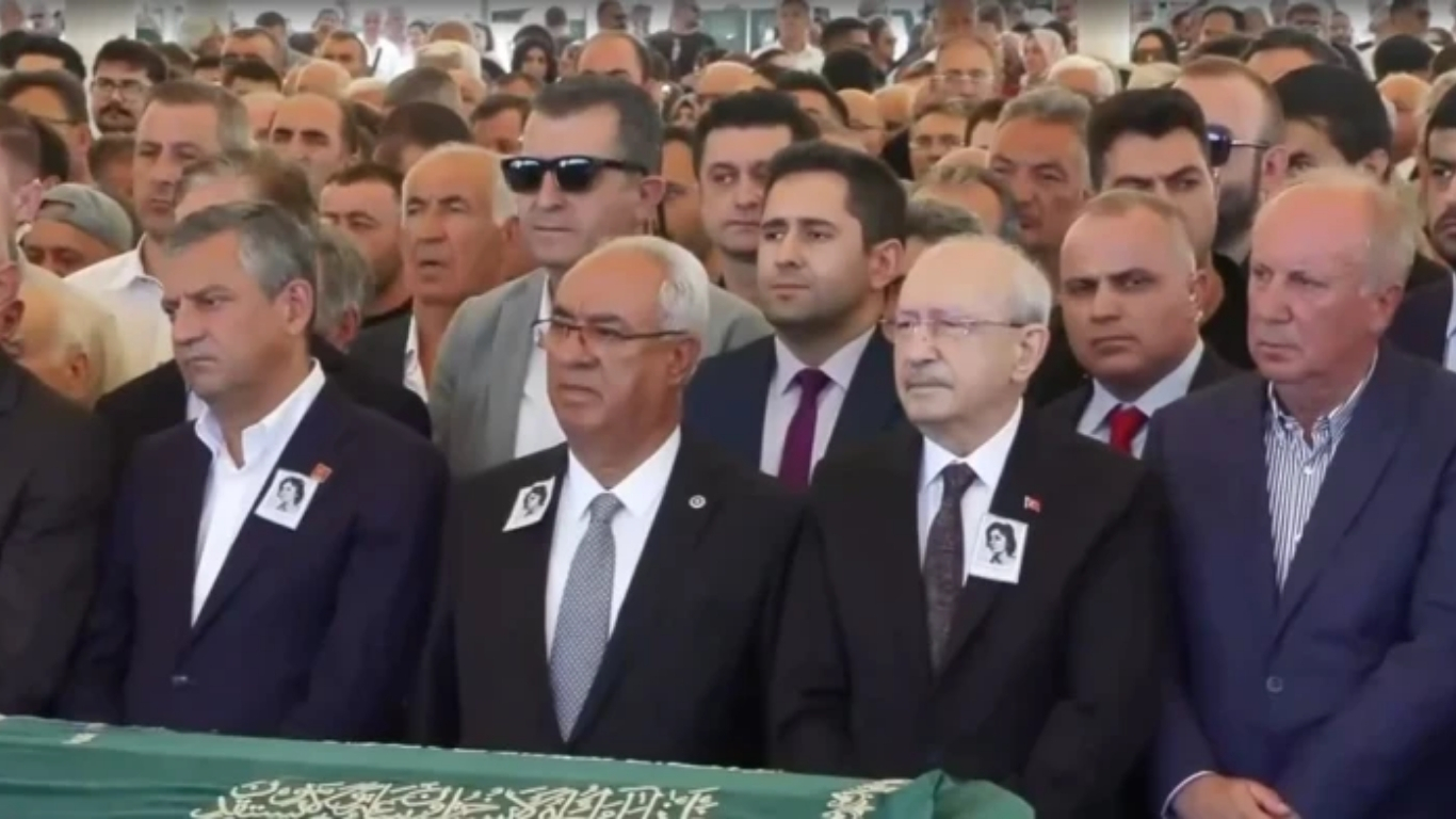 Son dakika haberi... CHP’de kurultay tartışmalarının sürdüğü dönemde dikkat çeken