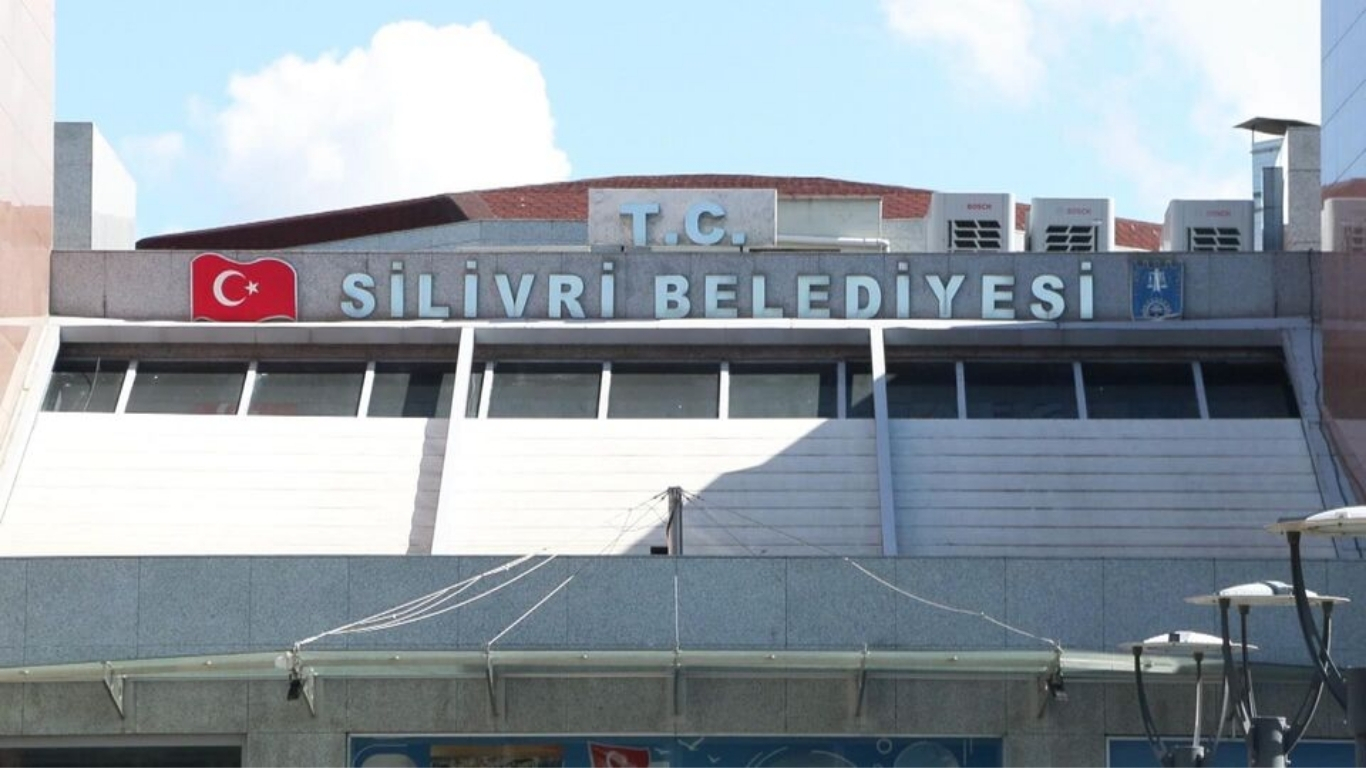 Silivri Belediyesi’ne yönelik yürütülen yolsuzluk ve usulsüzlük soruşturmasında tutuklanan CHP