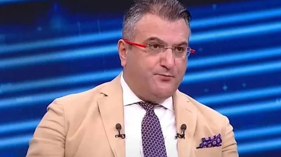 Gazeteci Cem Küçük 'halkı yanıltıcı bilgiyi alenen yayma' ve 'şantaj'