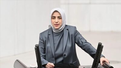 Son dakika haberi... AK Parti Grup Başkanvekili Özlem Zengin, Meclis'e