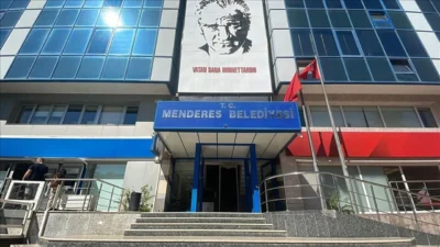 Menderes Belediye Başkanvekili seçimi sonuçlandı. Tartışma ve gerginliklerin yaşandığı seçimi