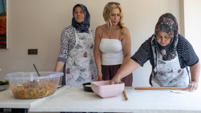 İzmir Büyükşehir Belediyesi Yurdoğlu Engelli Hizmet Merkezi’nde hizmete alınan Dayanışma