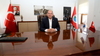 Menderes Belediyesi'ne operasyon
