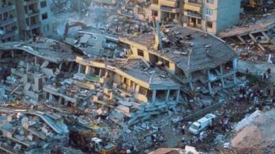17 Ağustos onların hafızasından silinmedi 17 Ağustos 1999 Gölcük Depremi’nin