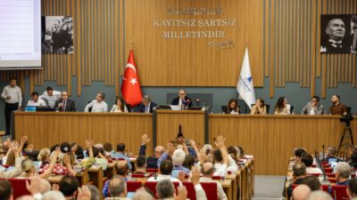 İzmir'de yatırımlar hız kesmiyor