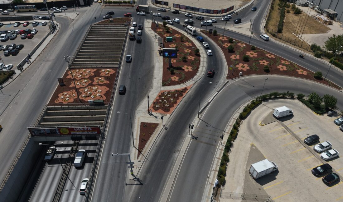 ESBAŞ Kavşağı rengarenk bir görünüme kavuştu İzmir Büyükşehir Belediyesi, Gaziemir’deki