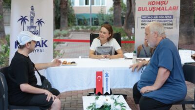 Konak Belediye Başkanı Nilüfer Çınarlı Mutlu’nun, Konaklıların taleplerini doğrudan dinlemek
