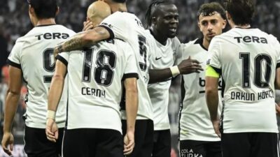 UEFA Avrupa Ligi 3. eleme turu rövanşında Beşiktaş, Hradec Kralove'yi