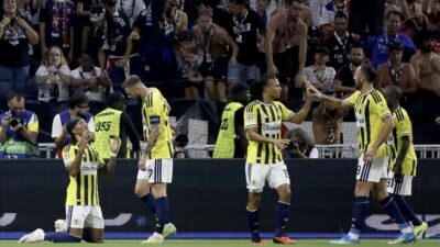 UEFA Şampiyonlar Ligi play-off turu rövanşında Fenerbahçe, deplasmanda Fransız ekibi
