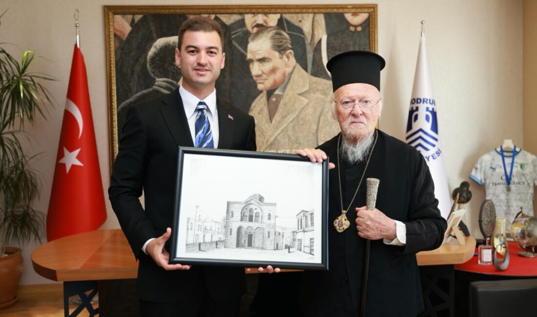 Fener Rum Patriği Bartholomeos, Bodrum Belediye Başkanı Tamer Mandalinci’yi makamında