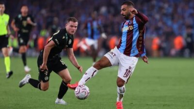 Trabzonspor, UEFA Avrupa Ligi play-off turu ilk maçında sahasında Ferencvaros’a