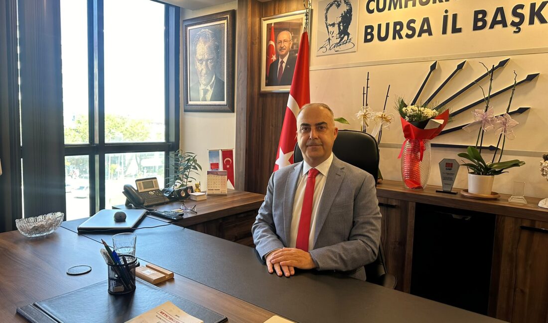 Parti değiştirmeyi düşünen belediye başkanlarına ve meclis üyelerine sesleniyorum. Sizler,