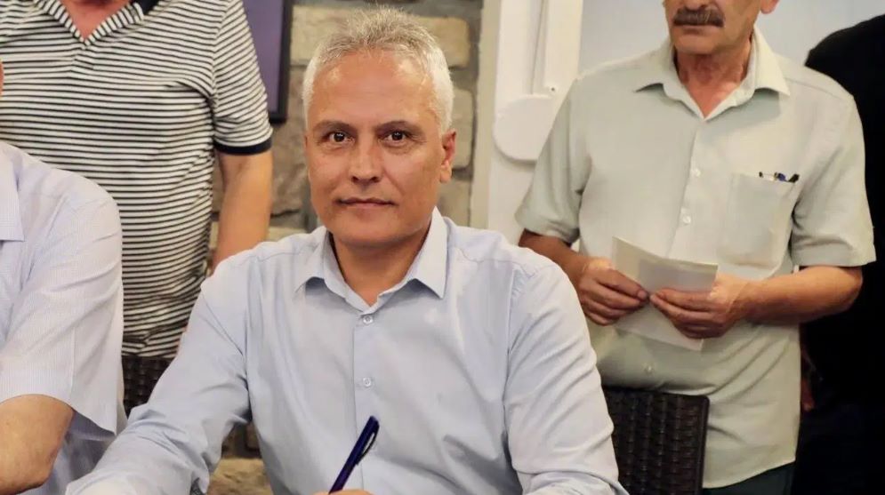 CHP’den istifa eden Edremit Belediye Başkanı Mehmet Ertaş ile 19