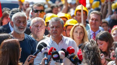 Doruk Madencilik ve Eti Gümüş işçileri, 16 gündür Bakanlık önünde