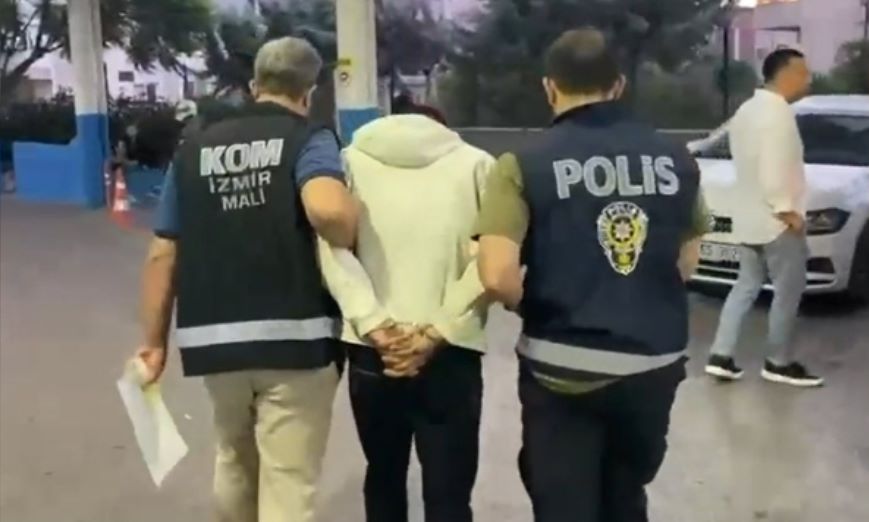 Adalet Bakanı Akın Gürlek, İzmir’de Forza ve Yalı taraftar grupları