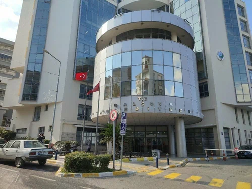 Balçova Belediyesi, yeni eğitim-öğretim dönemi öncesinde öğrencilerin okul heyecanına ortak