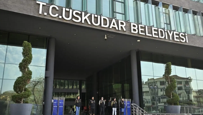 Üsküdar Belediye Meclisi’nde başkanvekili seçiminin 5 Eylül’de yapılacak olması üzerinden