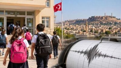 Şanlıurfa'nın Karaköprü ilçesinde meydana gelen 5,4 büyüklüğündeki deprem sonrası kentte