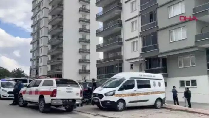 Karaman'da boşanma aşamasında oldukları öğrenilen Namık Özcan (53) ile eşi