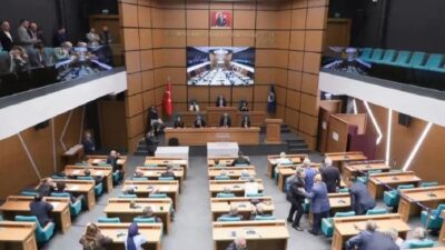 Son dakika haberi... Üsküdar Belediyesi’nde yeniden yapılan başkan vekili seçimi