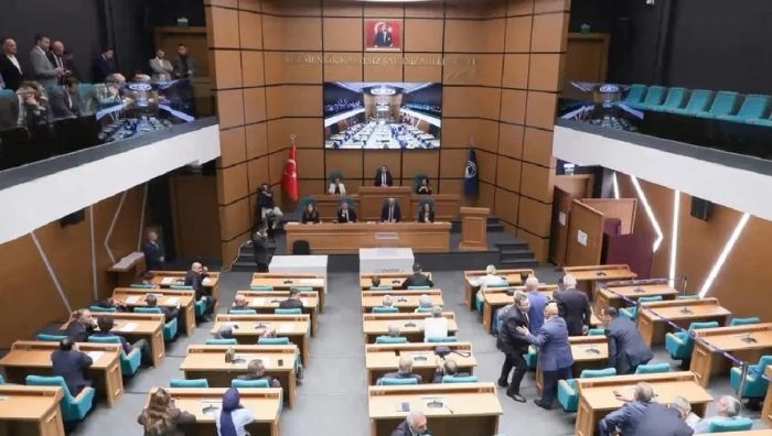 Son dakika haberi... Üsküdar Belediyesi’nde yeniden yapılan başkan vekili seçimi