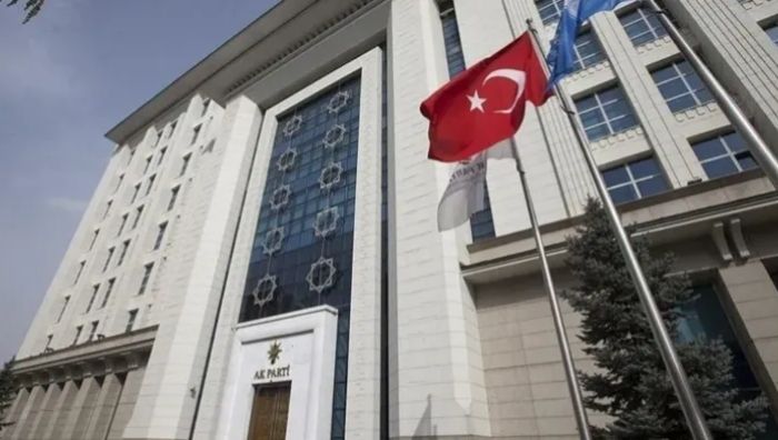 Yerel seçimlerin ardından siyasetteki parti değişikliklerine ilişkin yeni bir iddia