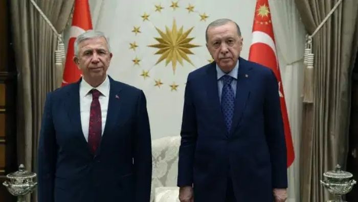 Ankara Büyükşehir Belediye Başkanı Mansur Yavaş, Cumhurbaşkanı Recep Tayyip Erdoğan