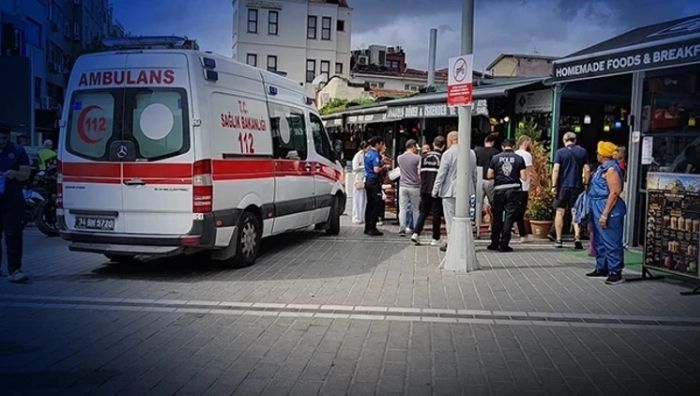 İstanbul'un Fatih ilçesinde bir döviz bürosunda çıkan silahlı kavga dehşete