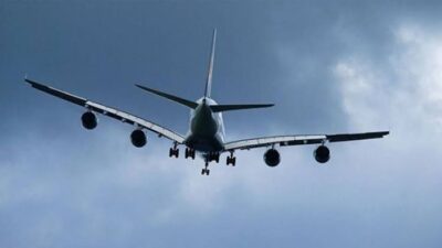 Son dakika haberi... Dubai’den Tel Aviv’e giden ticari uçakta acil