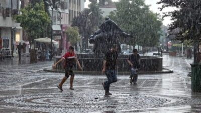 Meteoroloji Genel Müdürlüğü, Marmara Bölgesi’nde yarın sabah saatlerinden itibaren etkili