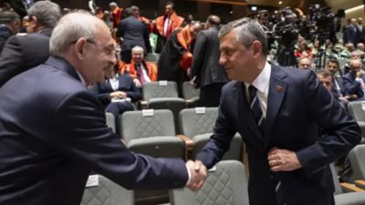 Yeni Parti Genel Başkanı Özgür Özel, Kemal Kılıçdaroğlu ile cenaze