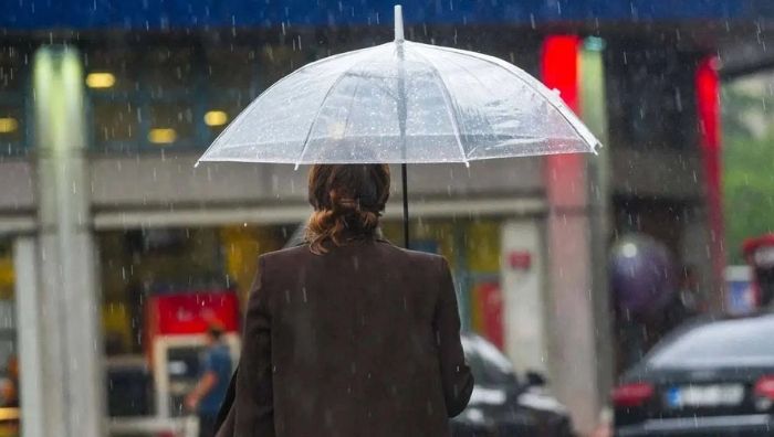 Meteoroloji Genel Müdürlüğü'nün son tahminlerine göre Türkiye'nin büyük bölümünde sağanak