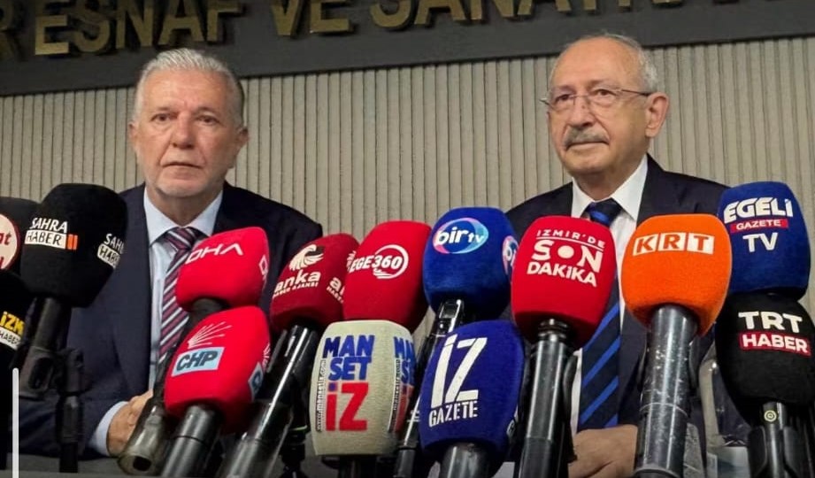 İzmirli esnaflarla bir araya gelen