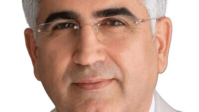 Çağımızın en büyük sorunlarından biri, insanların kendi seslerini kalabalıkların gürültüsü