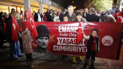 Cumhuriyetimizin 103. yılı, tüm yurtta olduğu gibi Eyüpsultan’da da büyük