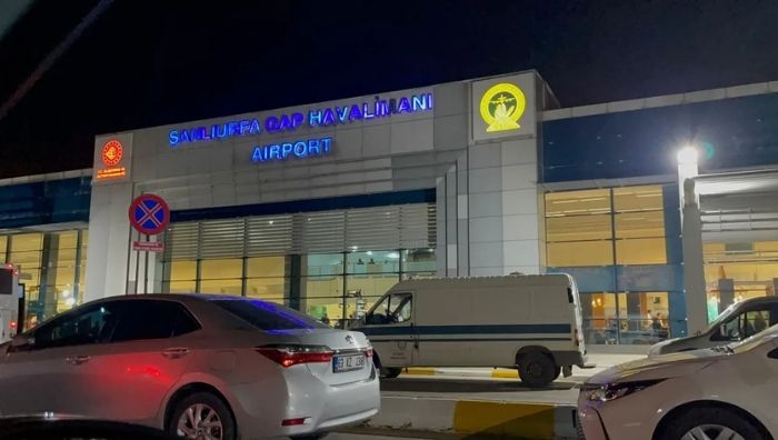 Uçakta bulunan el yazısı not ortalığı karıştırdı! Bomba alarmında son durum Ankara'dan Şanlıurfa'ya seyir halindeki AJet uçağında patlayıcı madde bulunduğuna ilişkin