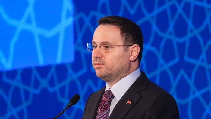 Akın Gürlek’ten fon soruşturması açıklaması: ‘Haksız kazancın peşini bırakmayacağız’ Adalet Bakanı Akın Gürlek, fon soruşturmasına ilişkin son gelişmeleri açıkladı.