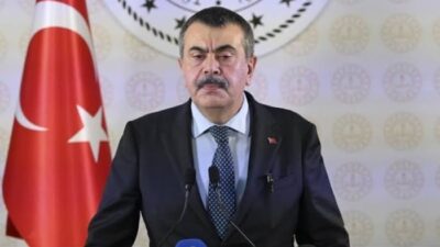 İstanbul Başakşehir'deki Şeyh Şamil İmam Hatip Ortaokulu'nda sabah saatlerinde meydana