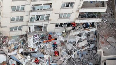 Maltepe’de çöken binada yapılan arama kurtarma çalışmalarında bir vatandaşın daha