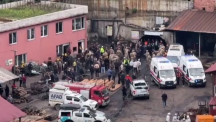 Maden ocağında patlama! Ölü ve yaralılar var Zonguldak’ın Kilimli ilçesine bağlı Gelik beldesinde özel bir maden ocağında