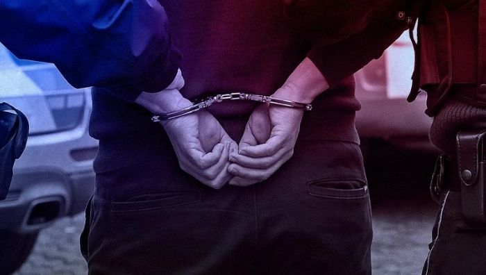 İçişleri Bakanlığı duyurdu: Diyarbakır’da tonlarca esrar ele geçirildi Diyarbakır’ın Bismil ilçesinde uyuşturucu madde imalatı ve ticaretine yönelik düzenlenen