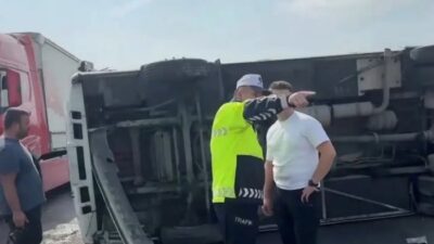 Antalya-Isparta yolu üzerinde seyir halindeki midibüs, henüz belirlenemeyen bir nedenle