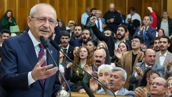 Kılıçdaroğlu’ndan çözüm süreci mesajı: ‘Türkiye huzura kavuşsun’ CHP Genel Başkanı Kemal Kılıçdaroğlu, Meclis’teki grup konuşmasında fon soruşturmasından